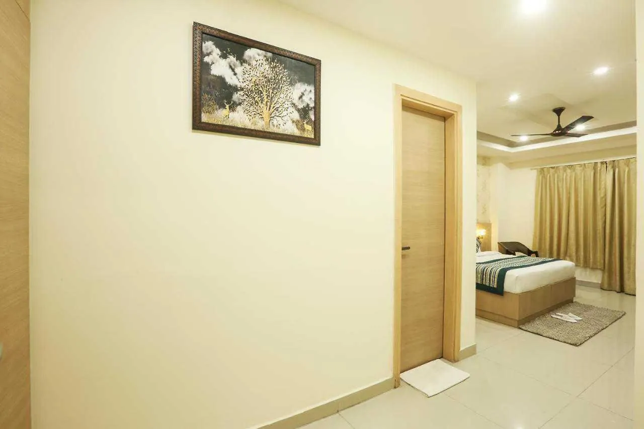 Hotel Townhouse Millennium City Centre Metro Station Gurgaon