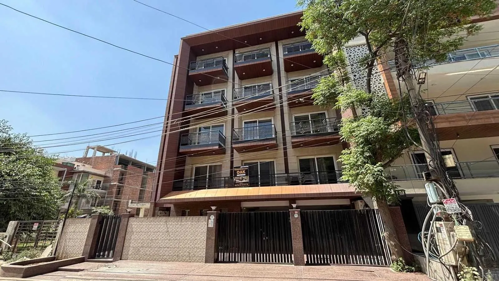 Townhouse Millennium City Centre Metro Station Gurgaon Indie